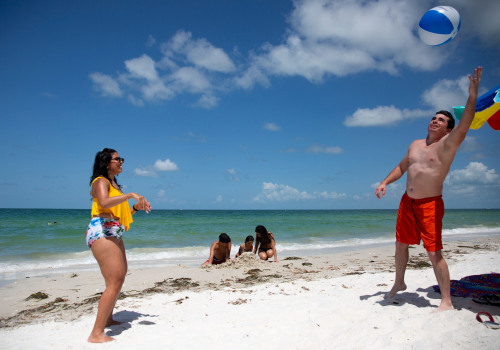 Beach Volleyball Tournaments in Lee County, Florida - Get Ready to Play!